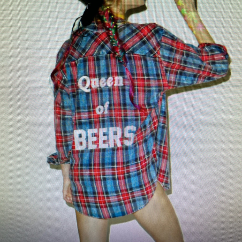 The Laundry Room Queen of Beers sleeveless flannel